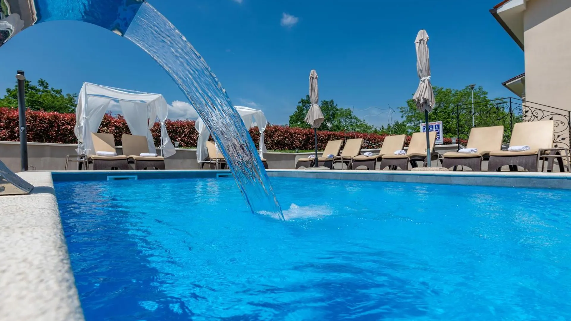 Dom wakacyjny Villa Irene, A Quiet And Peaceful Pool Villa Nedeščina